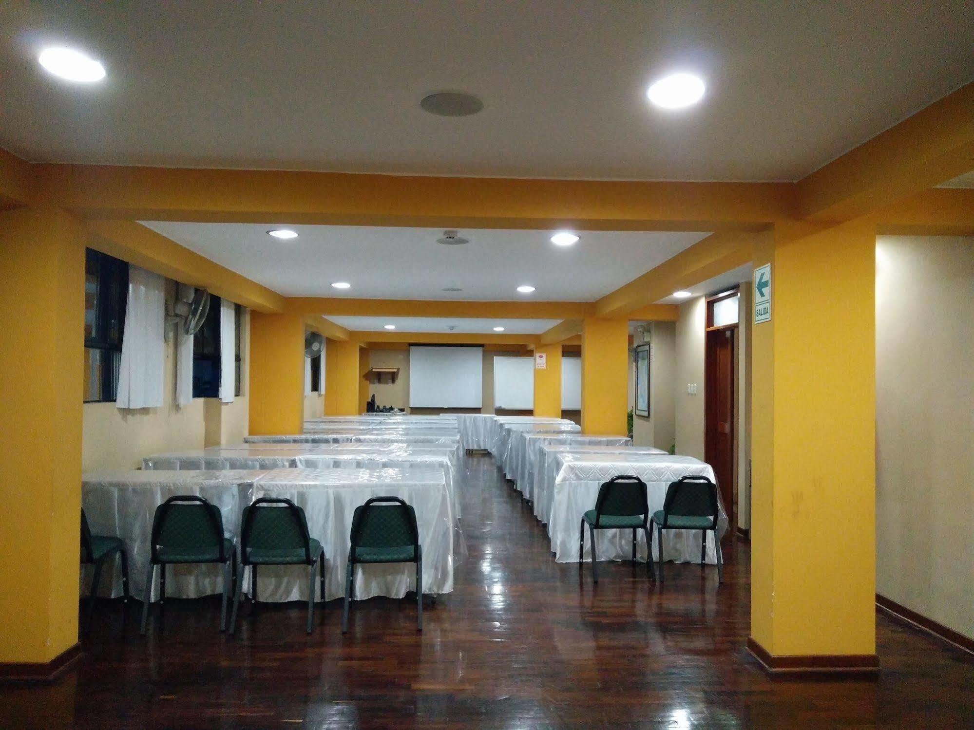 Hotel Panamericano Lima Kültér fotó