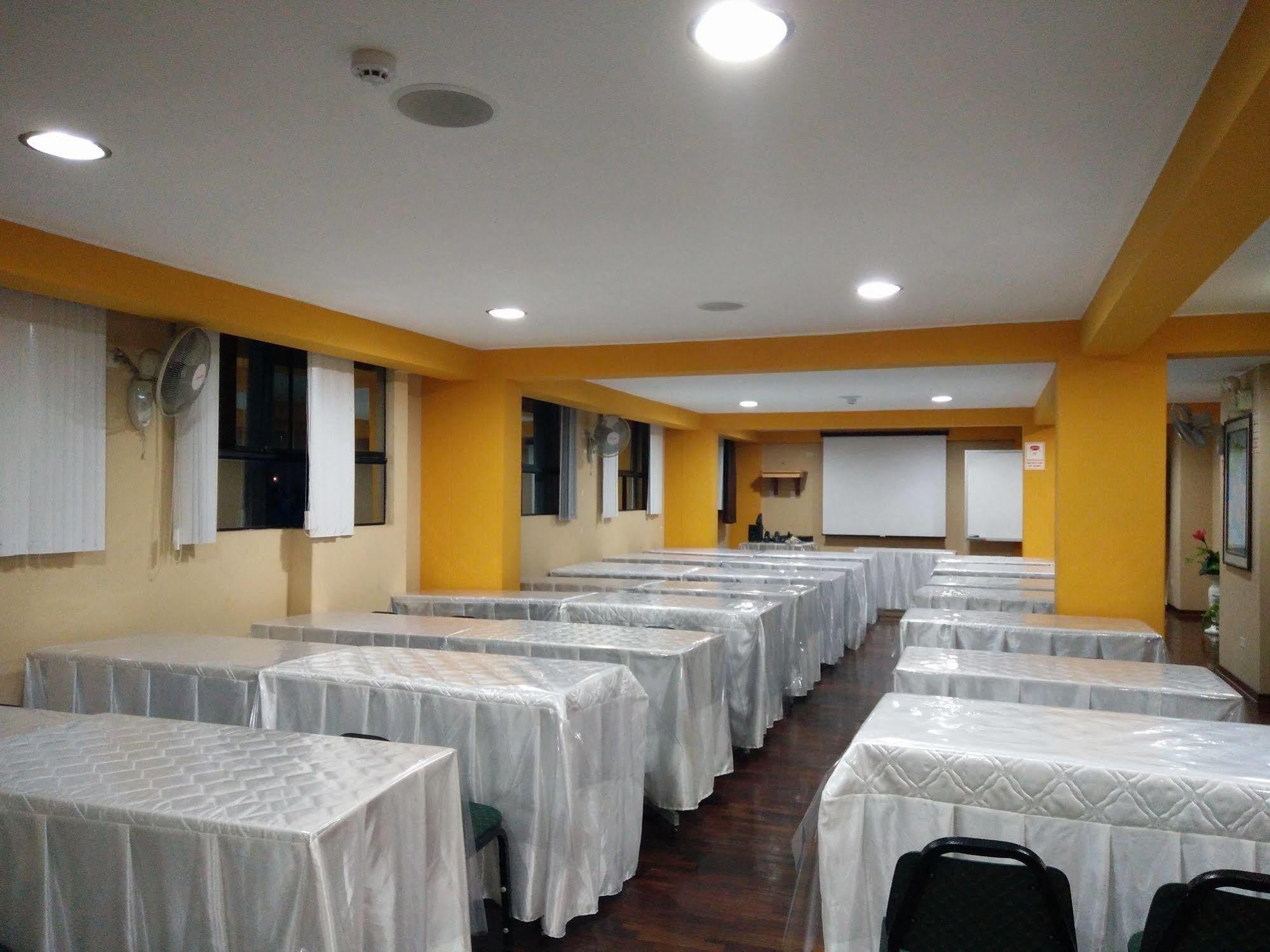 Hotel Panamericano Lima Kültér fotó